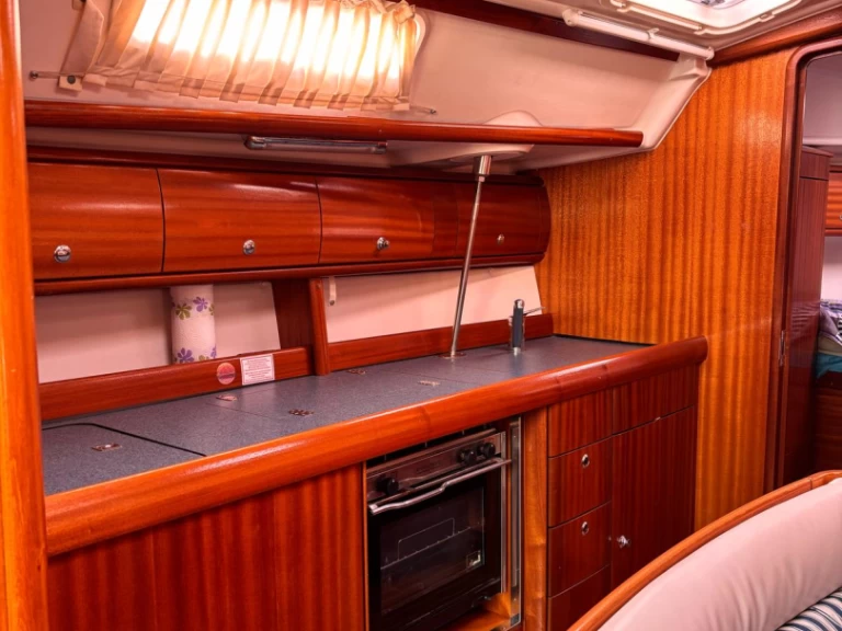 Noleggio Barca a vela con o senza skipper Bavaria a Sanremo