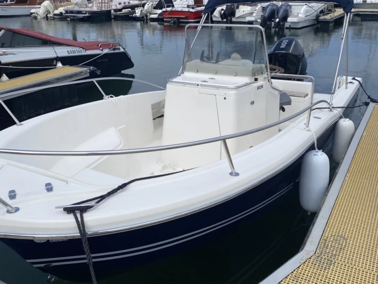 Noleggio barche White Shark White Shark 205 a Arcachon su Samboat