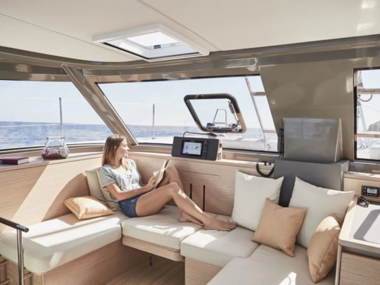 Noleggio a Cannes – Nautitech Nautitech 40 Open  su SamBoat