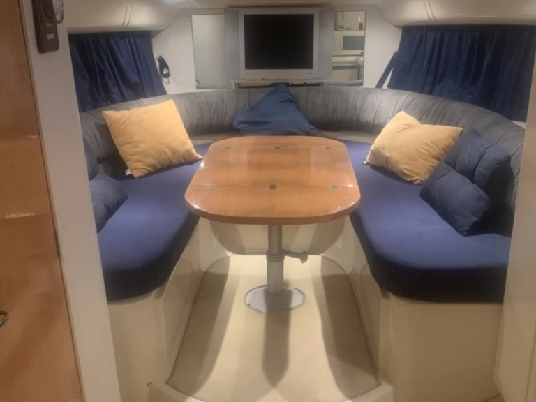Noleggio Barca a motore con o senza skipper Fairline a Portonovo