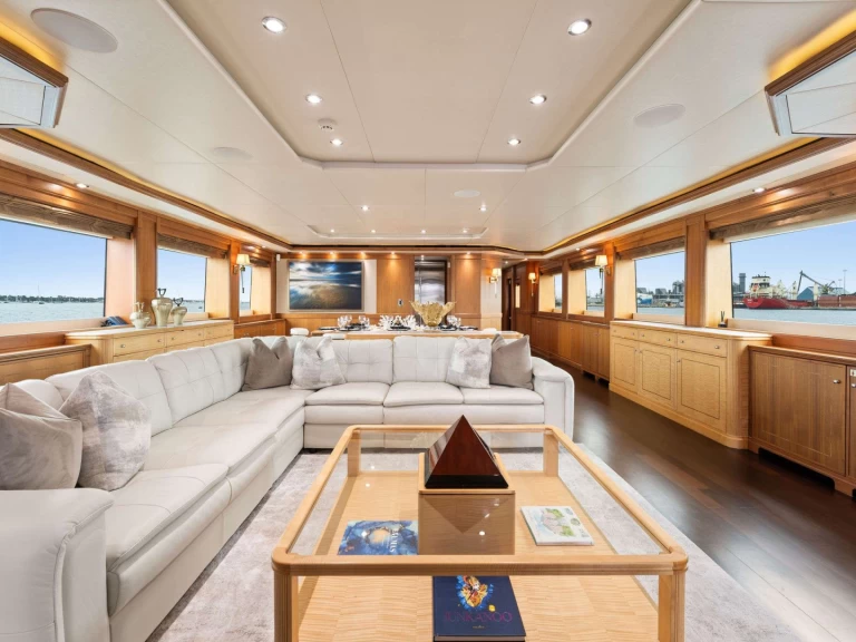 Noleggio barche Palmer Johnson INVICTUS a Newport su Samboat