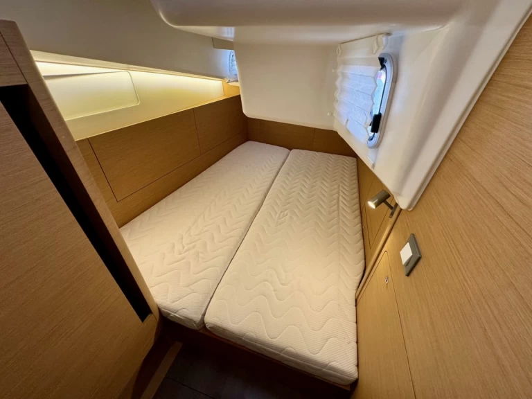 Noleggio a Kalamata – Jeanneau Sun Odyssey 410 su SamBoat