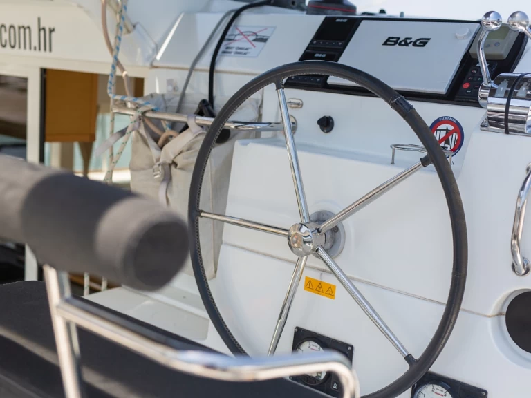 Noleggio barche Punat economico Lagoon 39