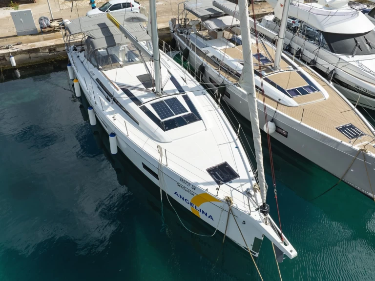 Noleggio Barca a vela a Primošten – Bénéteau Oceanis 51.1