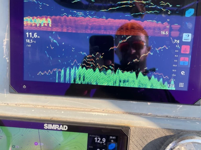 Noleggiare una Boston Whaler Boston Whaler 22 Outrage a Les Sables-d'Olonne