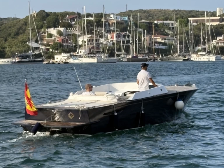 Noleggio Barca a motore VENTURI con patente nautica