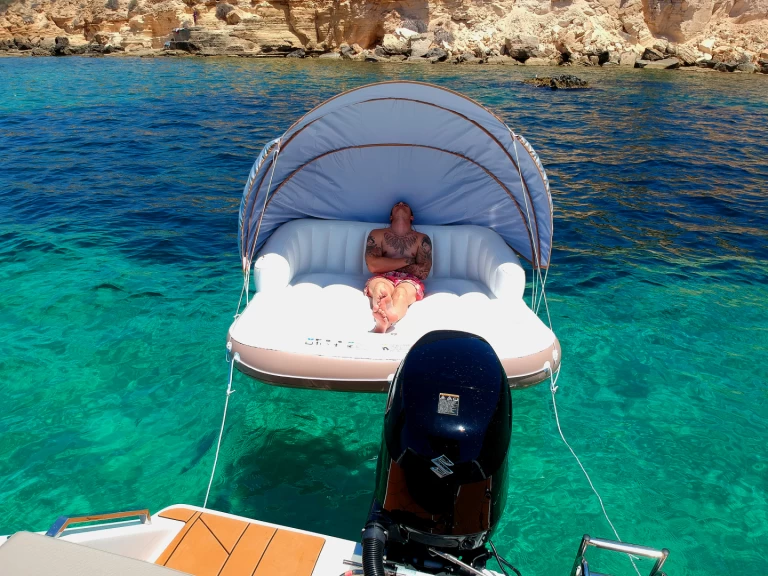 Noleggio Barca a motore con o senza skipper Valory a Palma de Maiorca