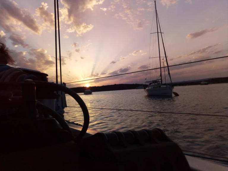 Elan Elan 410 Performance da affittare a  Marina Baotić