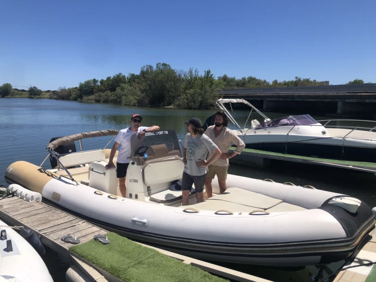 Noleggio Gommone a Carnon-Plage – Zodiac Club 750