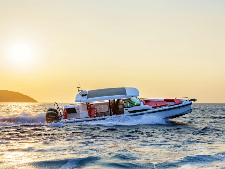 Noleggiare una Axopar Axopar 37 Sun-Top a Ornós