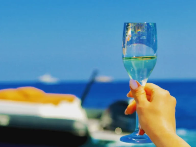 Gommone a noleggio a Ornós al miglior prezzo