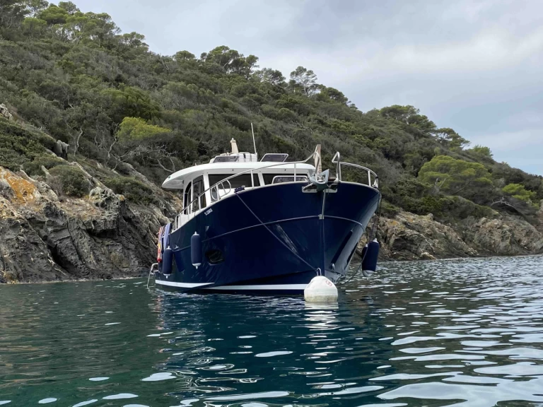 Noleggio Barca a motore sasga con patente nautica