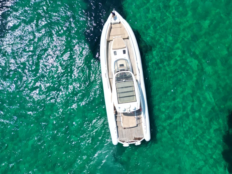 Noleggio Yacht di lusso con o senza skipper ISOLA a Porto-Vecchio