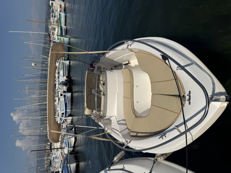 Noleggiare una Cn-Cap-Ferret B2 a La Ciotat