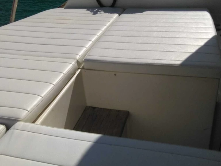 Noleggiare una Rizzardi Cr 50 Day  a Fiumicino