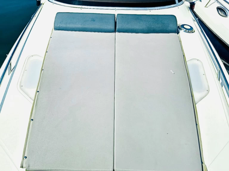 Noleggio barche Genova economico Endurance 35