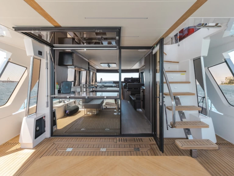 Noleggio barche Greenline Yachts Greenline 58 Fly a Pirovac su Samboat