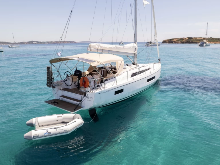 Noleggio barche Álimos economico Oceanis 40.1
