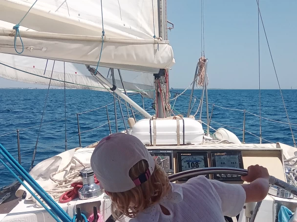 Noleggiare una Kit Marine KM 10.50 a Port-Camargue