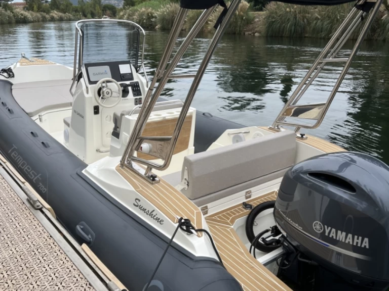 Noleggio barche Capelli Tempest 700 a Golfe-Juan su Samboat