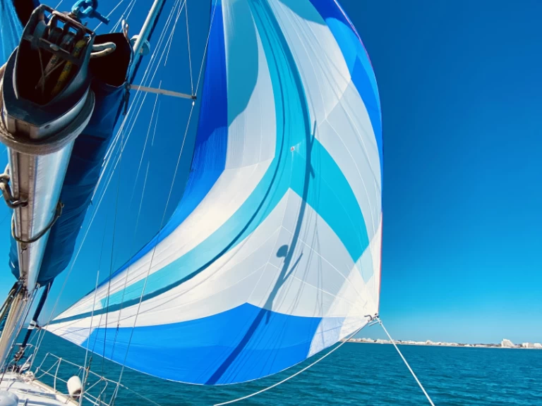 Noleggio Barca a vela a La Grande-Motte – Bénéteau Oceanis 411