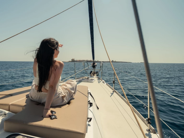 Barca a vela a noleggio a Santa Pola al miglior prezzo