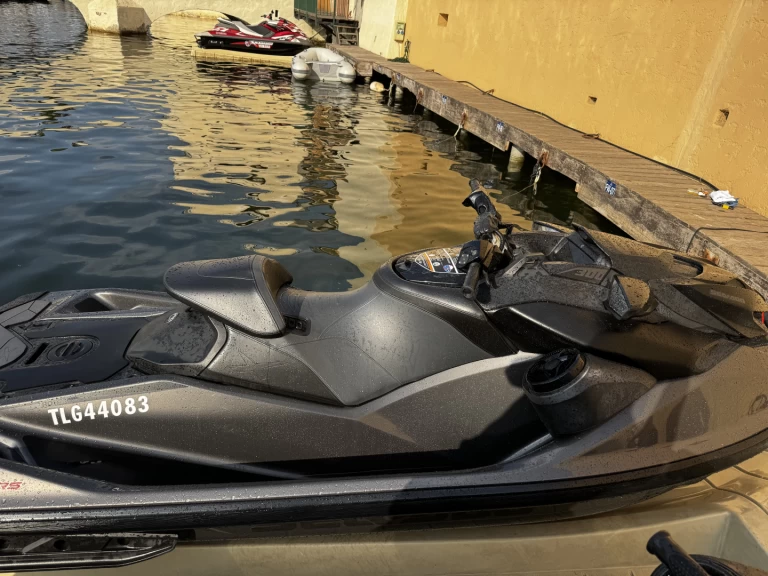 Noleggio Moto d'acqua con o senza skipper Sea-Doo a Port Grimaud