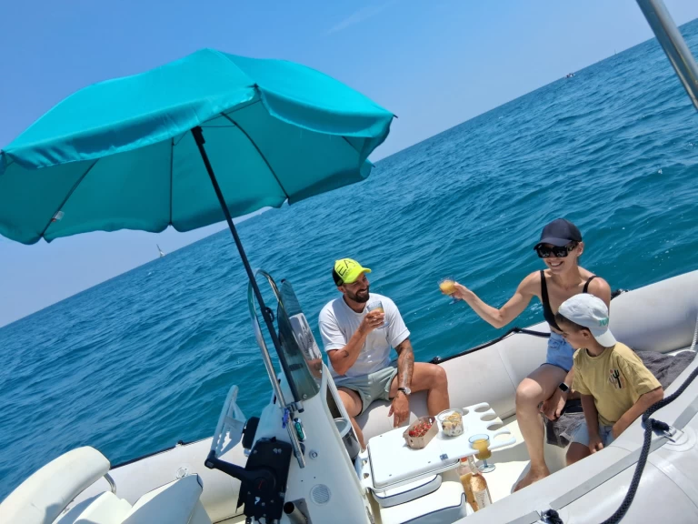 Noleggio Gommone a Palavas-les-Flots – Bombard Explorer 500 SB