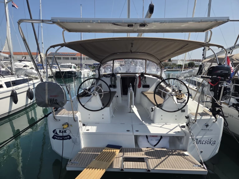 Noleggio Barca a vela con o senza skipper Jeanneau a Pirovac