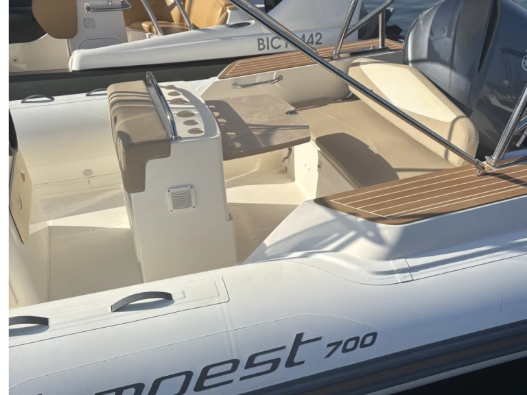 Noleggio Gommone Capelli con patente nautica