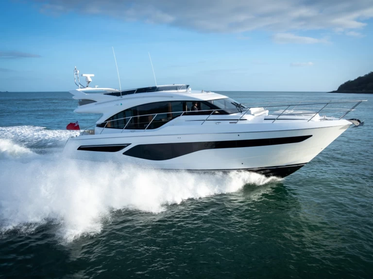 Noleggio a Antibes – Princess F55 su SamBoat