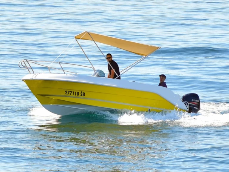 Noleggio Barca a motore con o senza skipper Marinello a Lesina (Hvar)