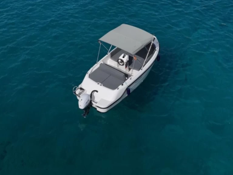 Noleggio Barca a motore con o senza skipper FEMIS a Alicante