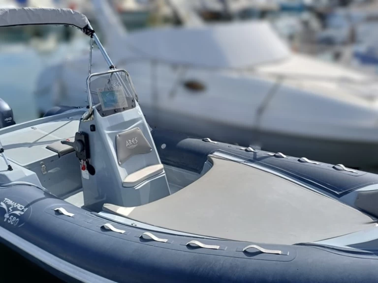 Trimarchi Trimarchi 580 da affittare a  Alghero