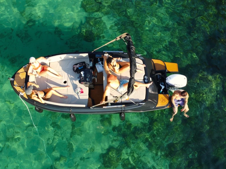 AQUA51 550 da affittare a  Sant Antoni de Portmany