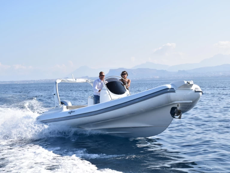 Gommone a noleggio a Palermo al miglior prezzo