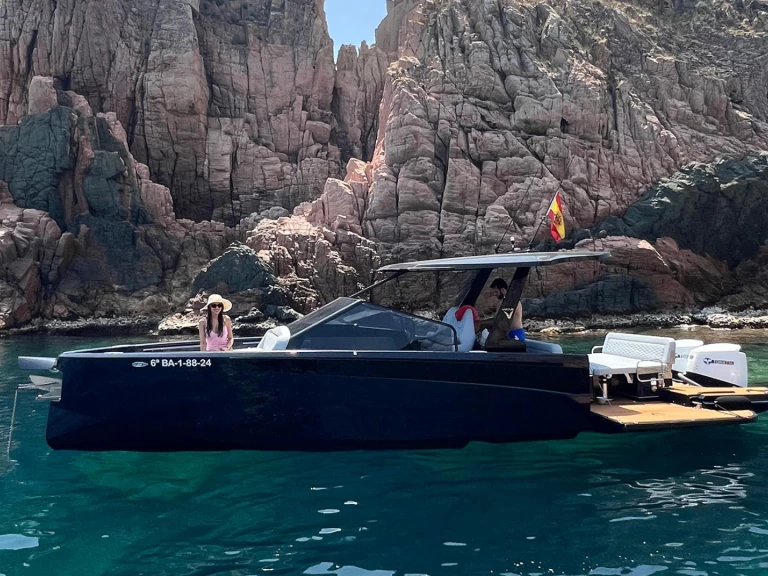 Noleggio Barca a motore a Palamós – VIRTUE YACHTS VIRTUE V10