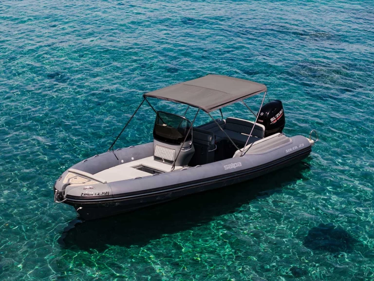 Noleggio Gommone Salpa con patente nautica