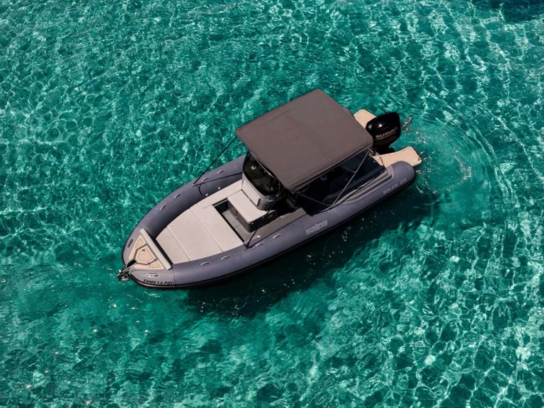 Gommone a noleggio a Kontokáli al miglior prezzo