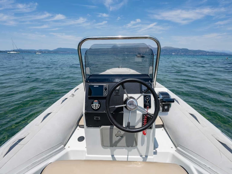 Noleggio Gommone con o senza skipper Oceanic a Kontokáli