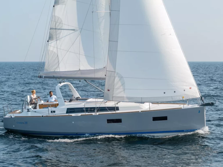 Noleggio Barca a vela a Procida – Bénéteau Oceanis 38