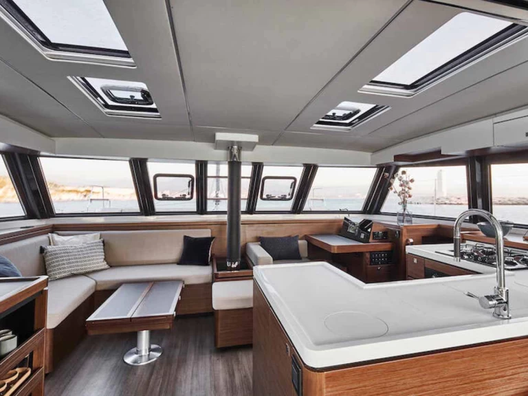 Catamarano a noleggio a Le Marin al miglior prezzo