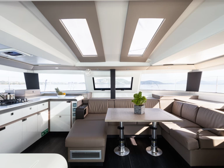 Noleggio Catamarano a Rodi (Citta) – Fountaine Pajot Elba 45