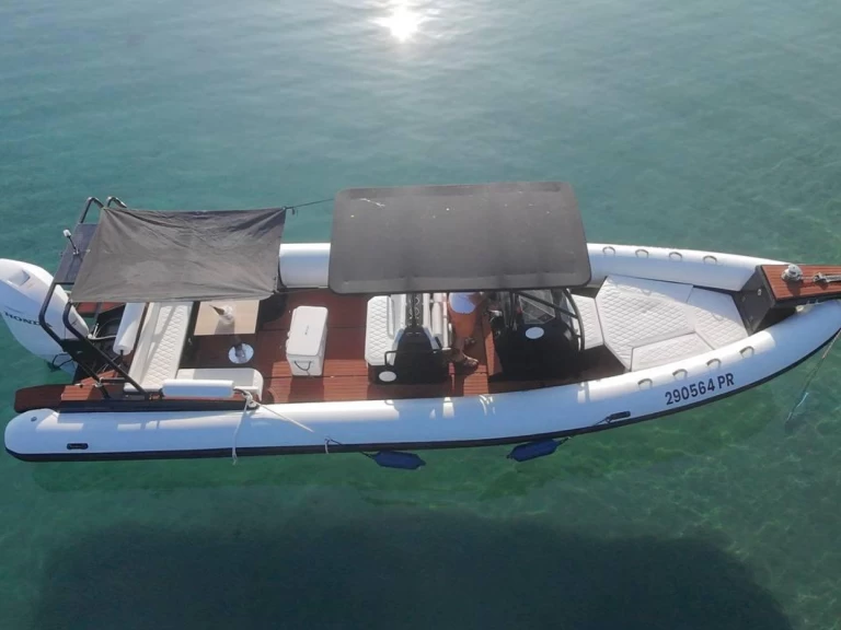 Noleggio Gommone Rib con patente nautica