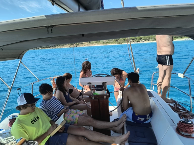 Noleggio Barca a vela a Cagliari – Bénéteau Oceanis 321