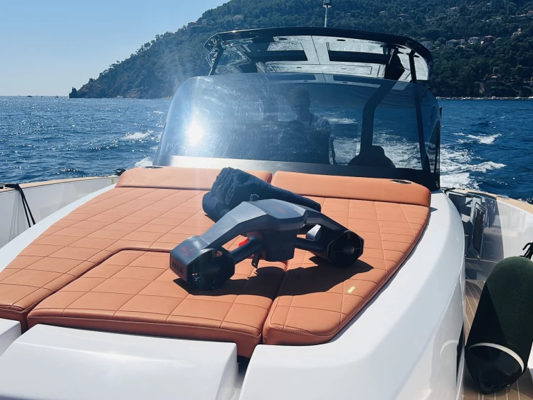 Noleggiare una Pardo Yachts Pardo 38 a Mandelieu-la-Napoule