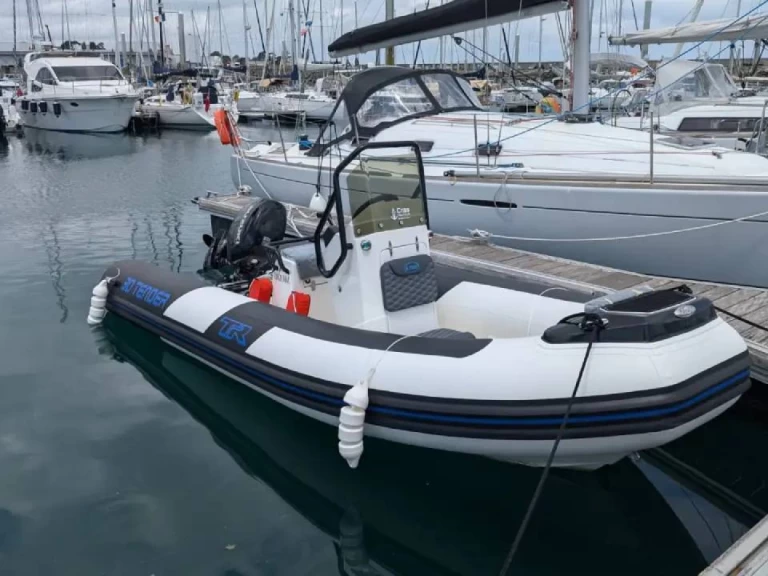 Noleggio Gommone a Saint-Quay-Portrieux – 3D Tender TR54