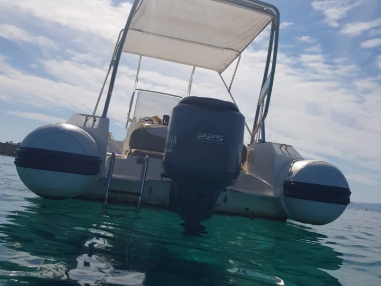 Capelli Tempest 700 Sun da affittare a  Hyères