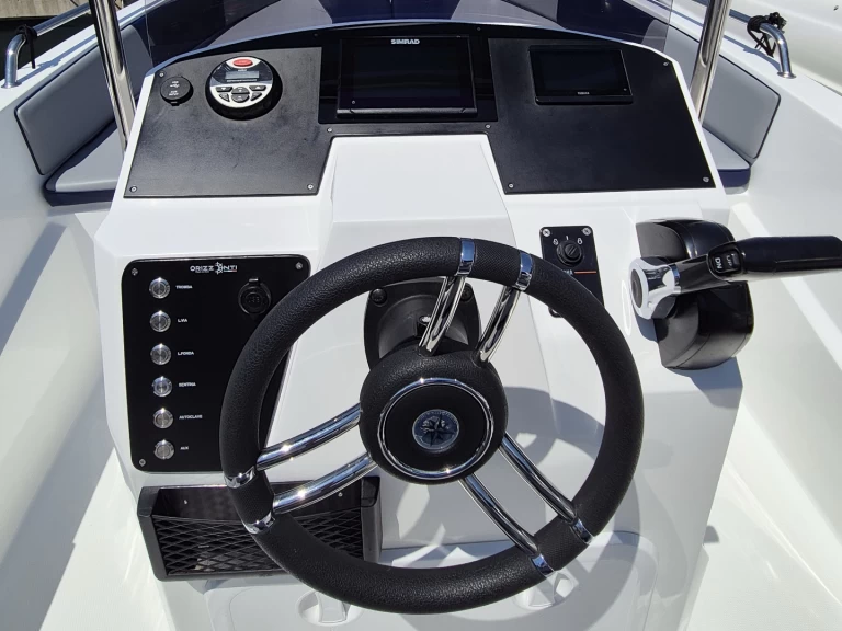 Noleggiare una Orizzonti Nautilus a Parenzo (Poreč)