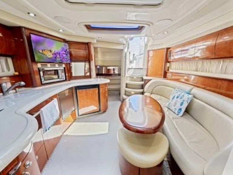 Noleggio Yacht di lusso a Turks Islands – Sea Ray SUNDANCER 420